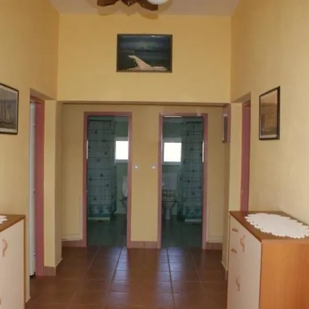 Ruhige Mit Balkon Und Terrasse Lejlighed *